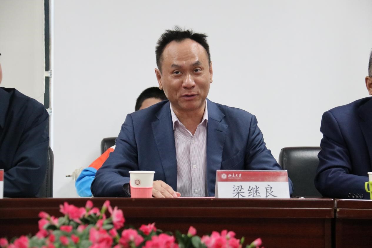 654d8704978e02a0fe0cc6f0222c7b6